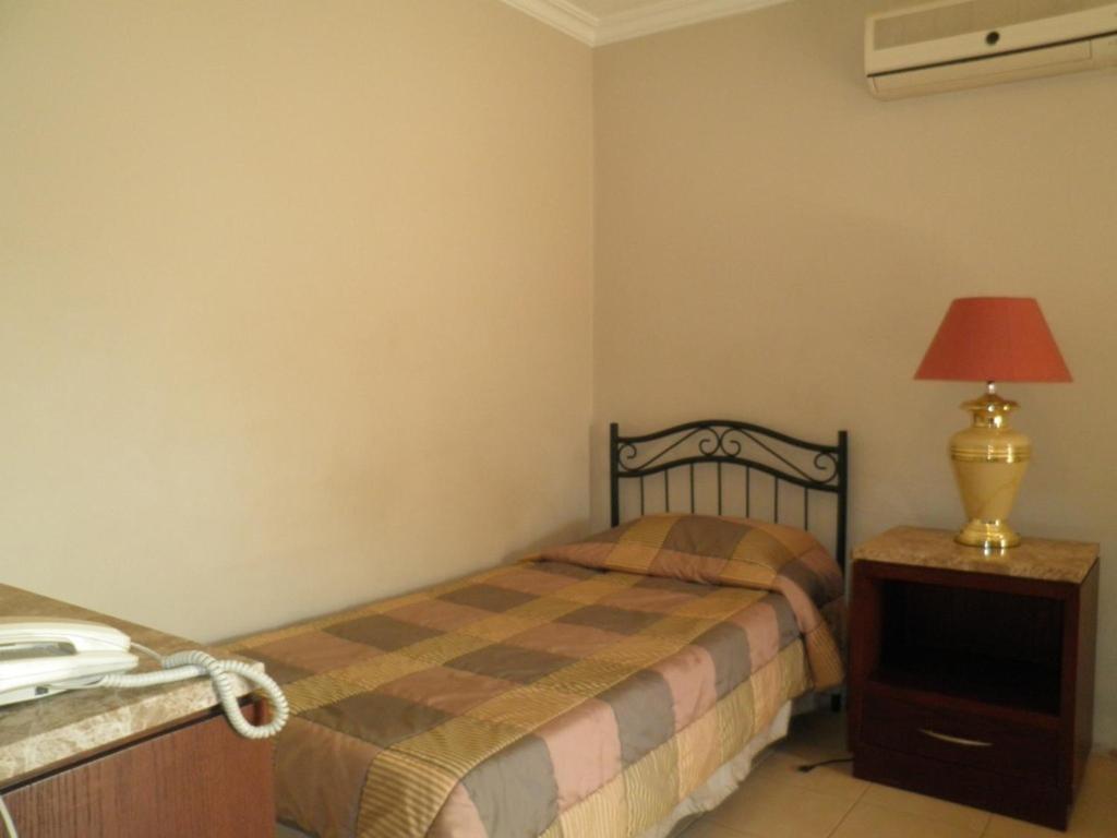 Granada Suites Hotel Amman Cameră foto