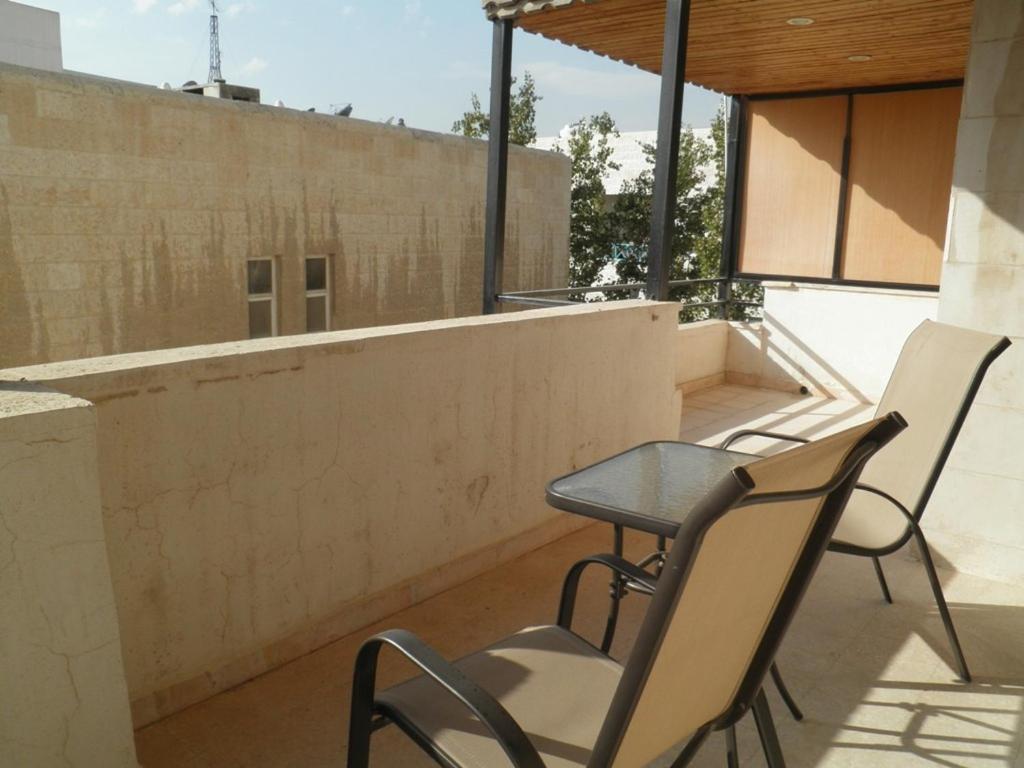 Granada Suites Hotel Amman Cameră foto