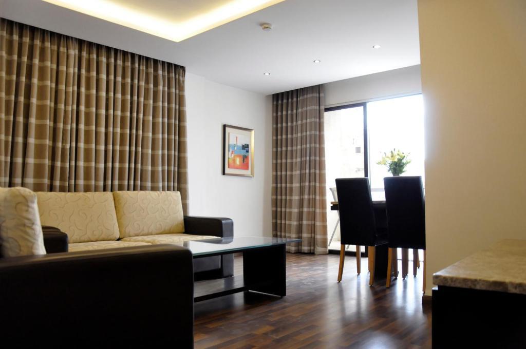 Granada Suites Hotel Amman Cameră foto