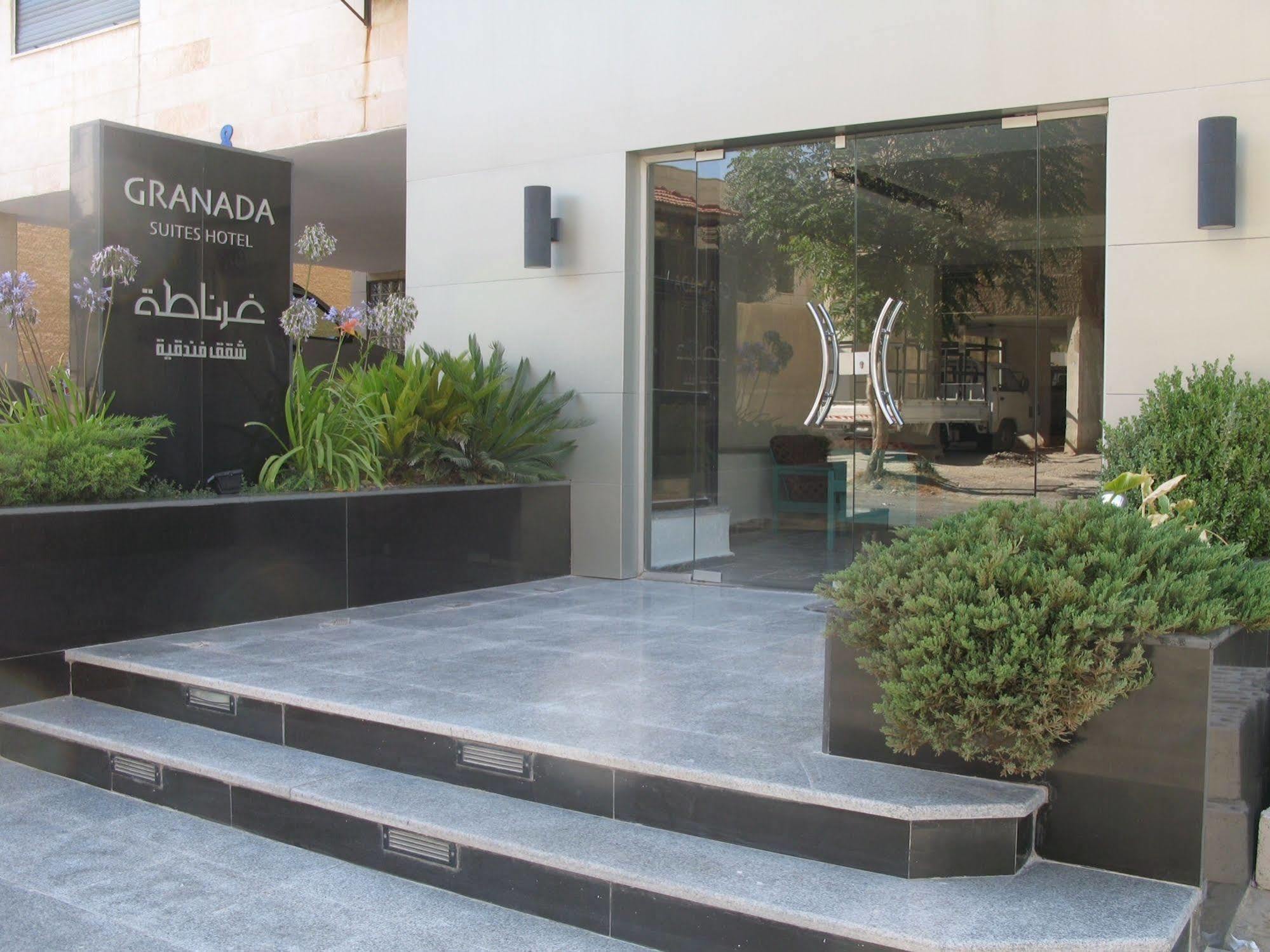 Granada Suites Hotel Amman Exterior foto